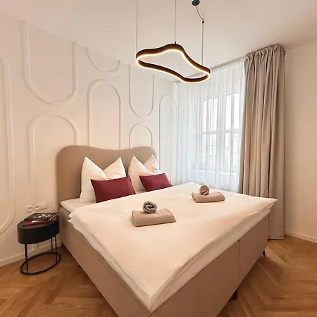 Novy Stylovy Signum V Centre Bratislavy *
